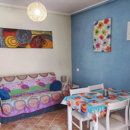 La Casa Felice Chia